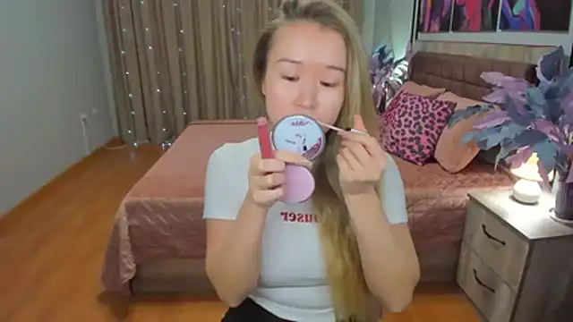 PollyOcean online show from 12/15/25, 11:05