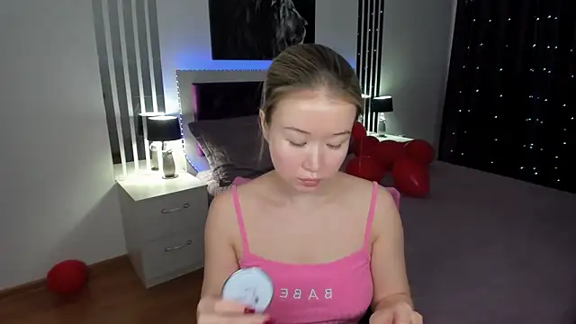 PollyOcean online show from 02/19/25, 10:56