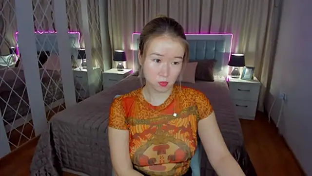 PollyOcean online show from 11/23/25, 10:47