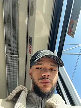 Lionayowe online show from 03/08/26, 10:07