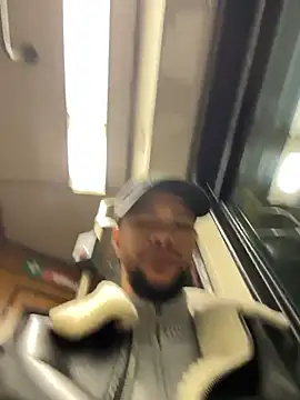 Lionayowe online show from 03/29/26, 06:53