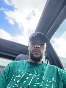 Lionayowe online show from 04/14/26, 02:00