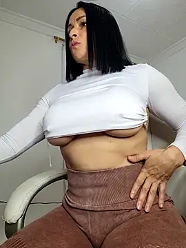 lissglow online show from 03/20/25, 10:18