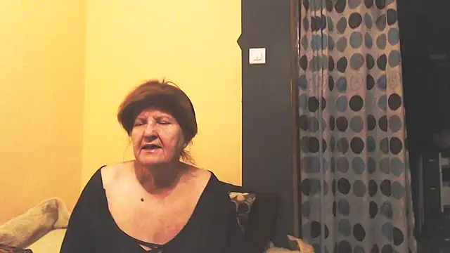 MioritaHard online show from 04/22/26, 08:37