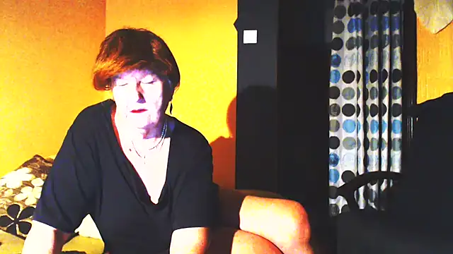 Snapshot of MioritaHard chatting on 03/19/25, 11:25 MioritaHard online show from 03/19/25, 11:25