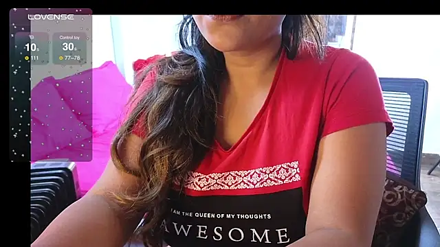 Snapshot of sneha_hussy chatting on 01/11/25, 07:05 sneha hussy online show from 01/11/25, 07:05