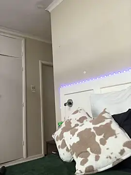 LuciousLips96 online show from 11/28/25, 02:39