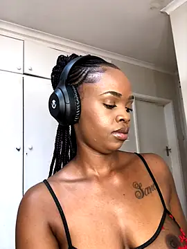 LuciousLips96 online show from 09/21/25, 09:58