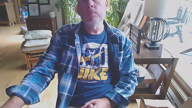 kevin rules online show from 10/08/25, 01:56