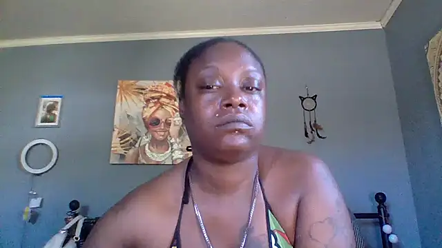 msdeedee online show from 04/25/26, 01:52