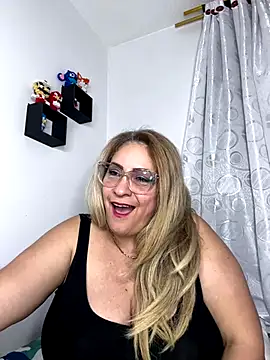 x elena x online show from 12/13/25, 08:04