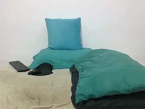 TRIISTAN KING10 online show from 10/31/25, 08:38