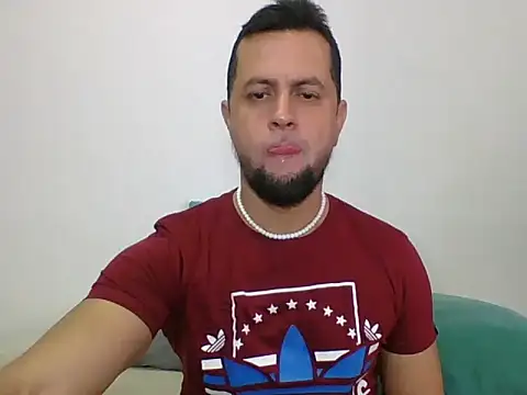 TRIISTAN KING10 online show from 07/23/26, 03:41