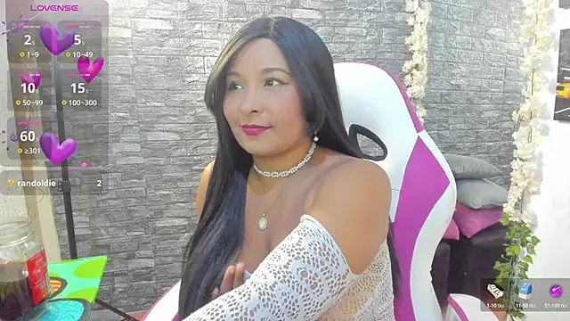 paola ih online show from 05/28/26, 01:39
