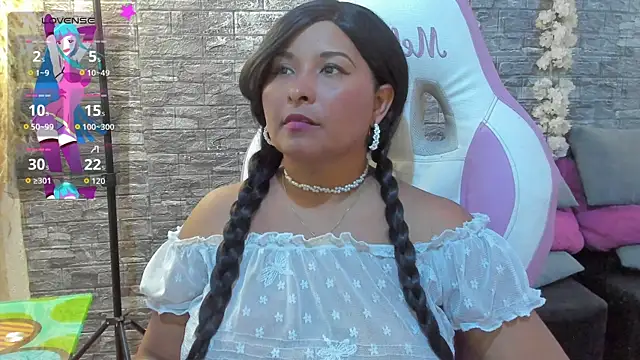 paola ih online show from 04/04/26, 08:48