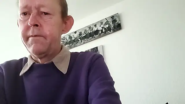 sissy501 online show from 09/27/25, 01:39