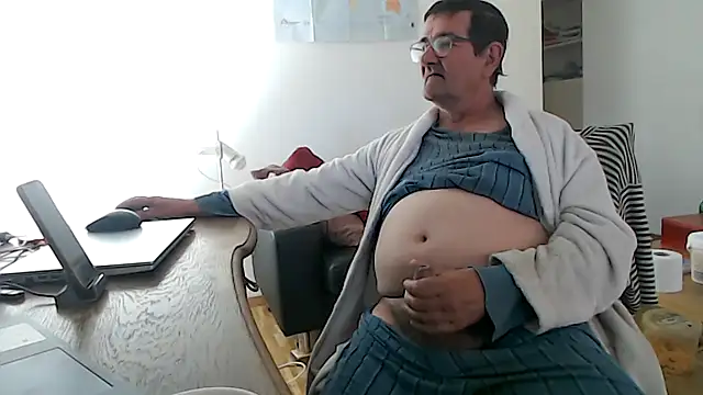 Snapshot of silvio-aus-luzern-CH chatting on 05/03/26, 07:13 silvio-aus-luzern-CH online show from 05/03/26, 07:13