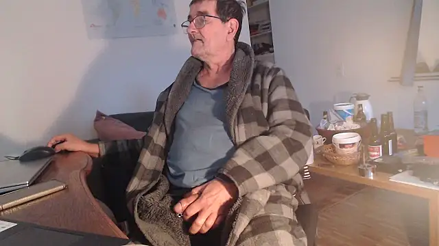 silvio-aus-luzern-CH online show from 01/17/26, 07:23