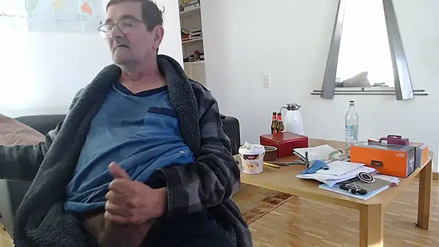 silvio-aus-luzern-CH online show from 03/17/26, 08:28