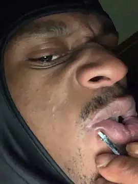 Snapshot of Tristris100 chatting on 12/08/24, 09:46 Tristris100 online show from 12/08/24, 09:46