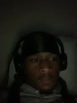 Snapshot of Tristris100 chatting on 12/15/24, 03:13 Tristris100 online show from 12/15/24, 03:13