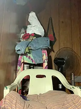 Snapshot of Tristris100 chatting on 12/09/24, 09:26 Tristris100 online show from 12/09/24, 09:26