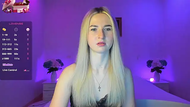 Snapshot of AnnaCarrera chatting on 01/30/25, 06:10 AnnaCarrera online show from 01/30/25, 06:10