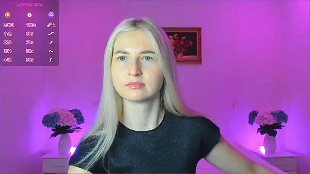 Snapshot of AnnaCarrera chatting on 01/02/25, 10:44 AnnaCarrera online show from 01/02/25, 10:44