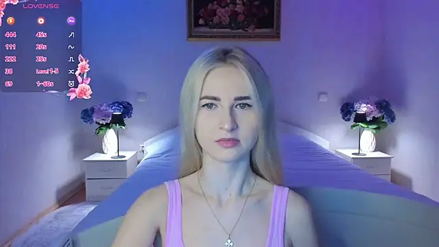 AnnaCarrera online show from 04/27/26, 09:02