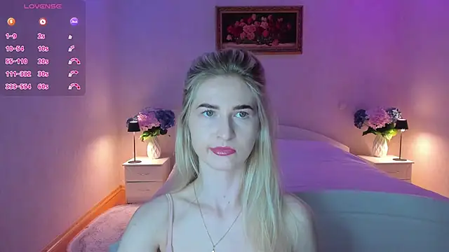 AnnaCarrera online show from 07/13/26, 08:19
