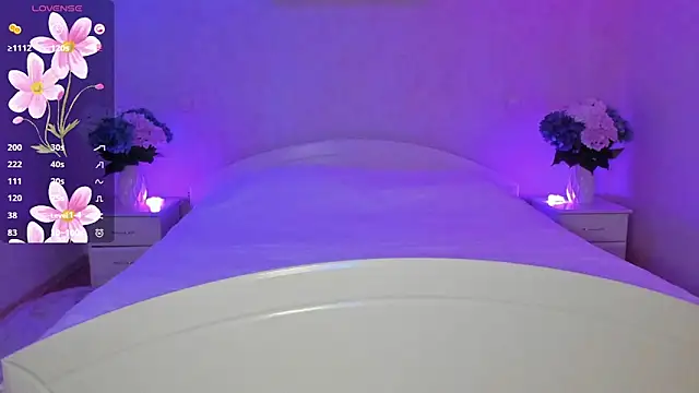 AnnaCarrera online show from 11/04/25, 06:44