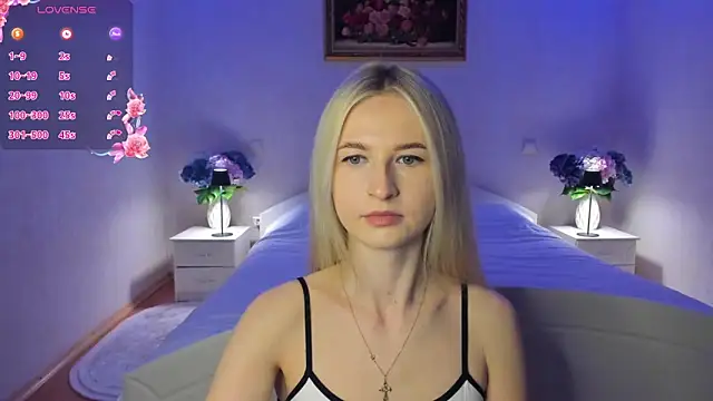 AnnaCarrera online show from 05/13/26, 06:26