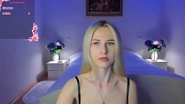 AnnaCarrera online show from 05/17/26, 08:53