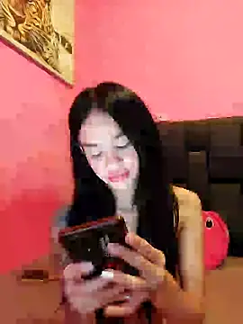 Snapshot of secretgreisy_ chatting on 12/18/24, 10:40 secretgreisy online show from 12/18/24, 10:40