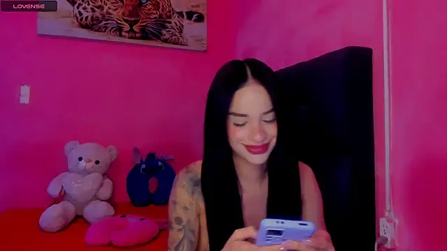 Snapshot of secretgreisy_ chatting on 03/02/25, 08:35 secretgreisy online show from 03/02/25, 08:35