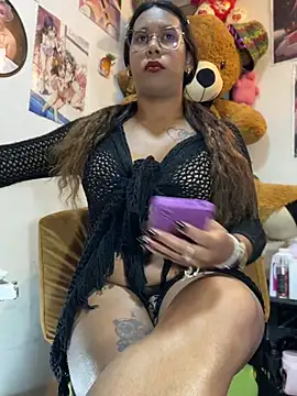 Snapshot of GoddessAlix chatting on 06/25/26, 04:34 GoddessAlix online show from 06/25/26, 04:34
