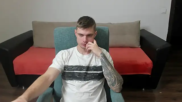 maks wolfis online show from 01/27/25, 09:55