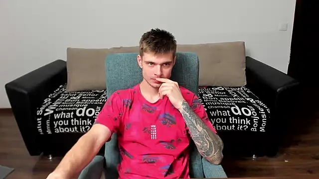 maks wolfis online show from 02/20/25, 03:30