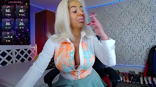 MissKora online show from 02/06/26, 05:14