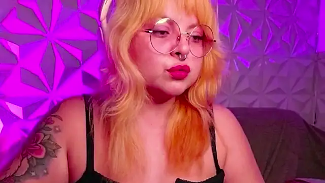 Satyn doll online show from 09/22/25, 11:11