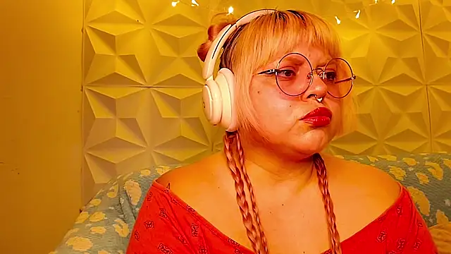 Satyn doll online show from 05/10/26, 10:11
