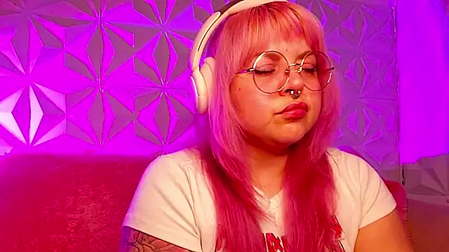 Satyn doll online show from 02/20/26, 12:29