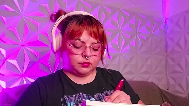 Satyn doll online show from 09/13/25, 10:21