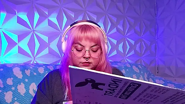 Satyn doll online show from 04/10/26, 11:12