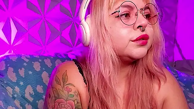 Satyn doll online show from 04/05/26, 10:16