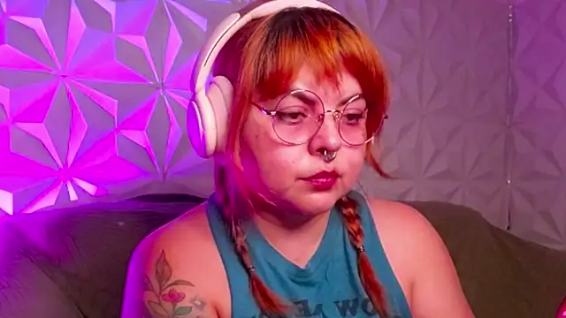 Satyn doll online show from 09/19/25, 11:31