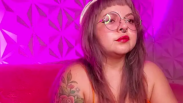 Satyn doll online show from 10/31/25, 11:33