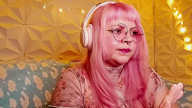 Satyn doll online show from 05/28/26, 10:48