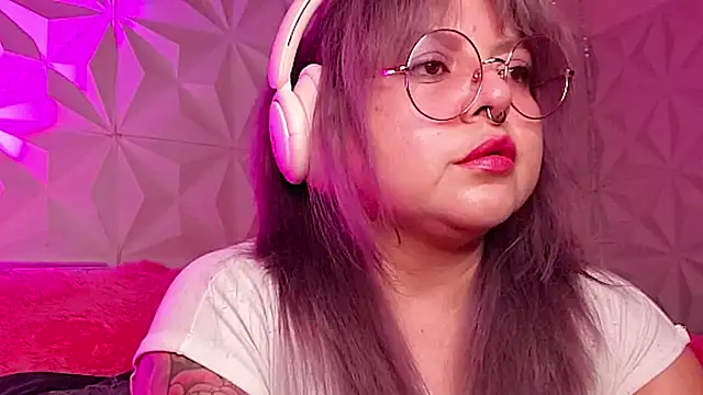 Satyn doll online show from 10/26/25, 12:44