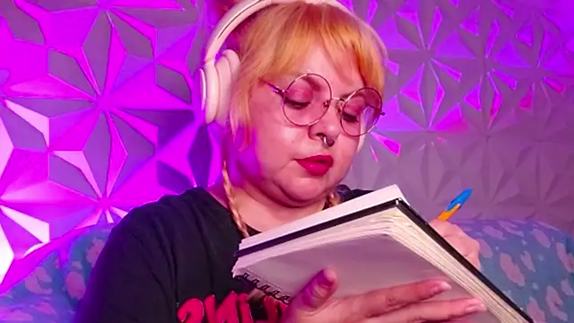 Satyn doll online show from 09/24/25, 12:40